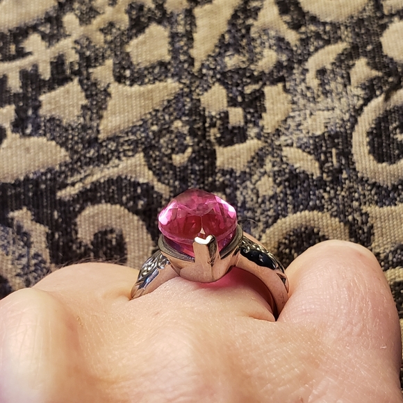 Radiant Orchid Quartz  Solitaire Ring - Picture 10 of 10